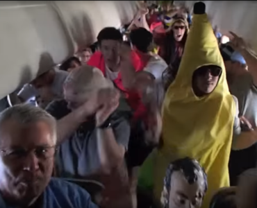 Harlem Shake airplane