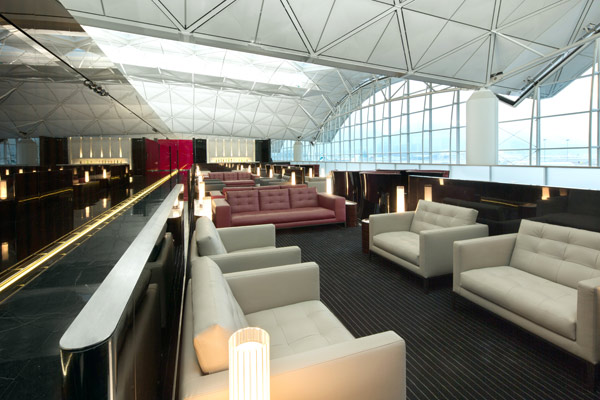 Hong Kong Airport Cathay Pacific lounge