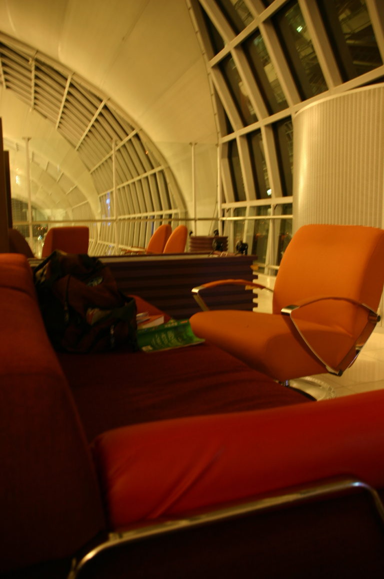 Bangkok Suvarnabhumi Airport Guide (BKK) Sleeping in Airports