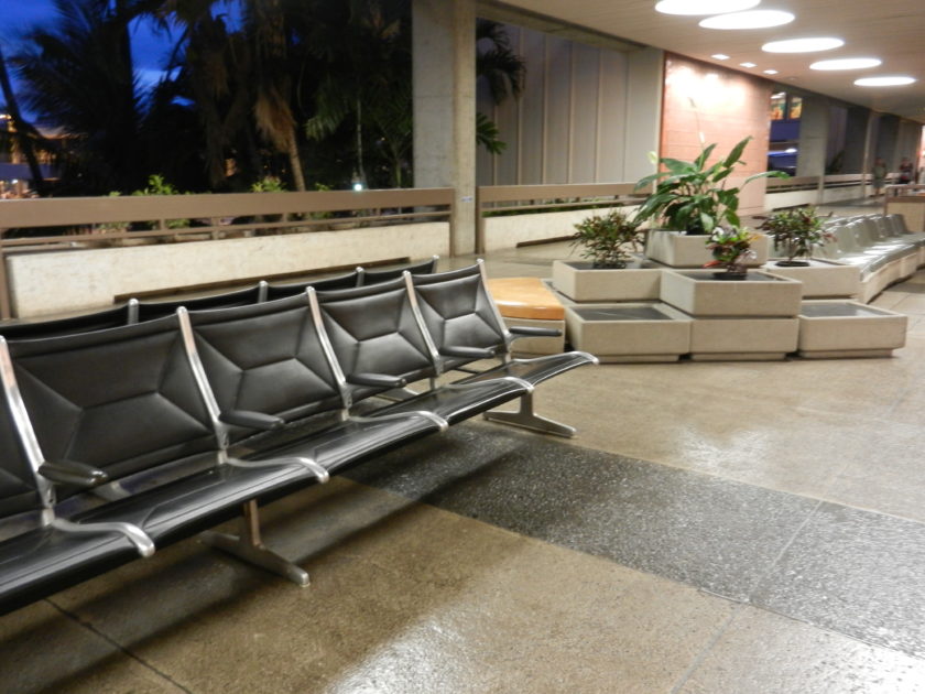 Honolulu Airport Airside seating