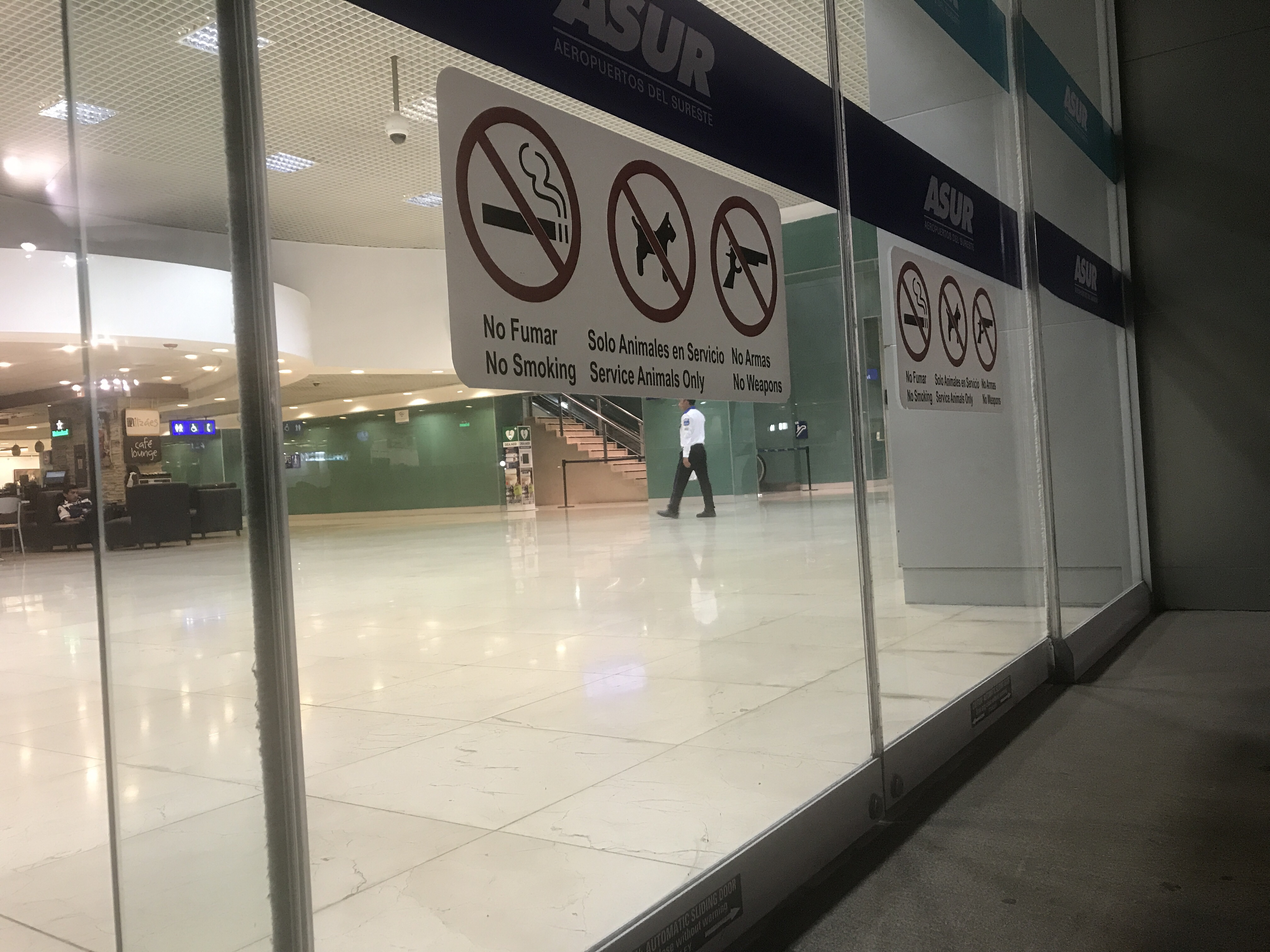 Merida Airport Reviews (MID) Sleeping in Airports