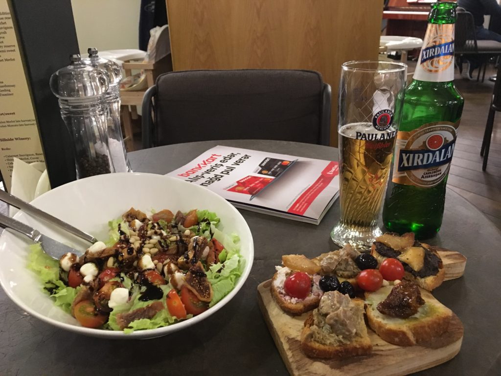 baku airport dining