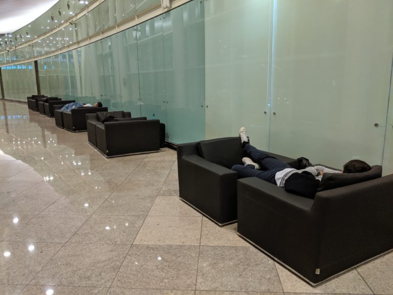 Barcelona El Prat Airport Guide (BCN) Sleeping in Airports