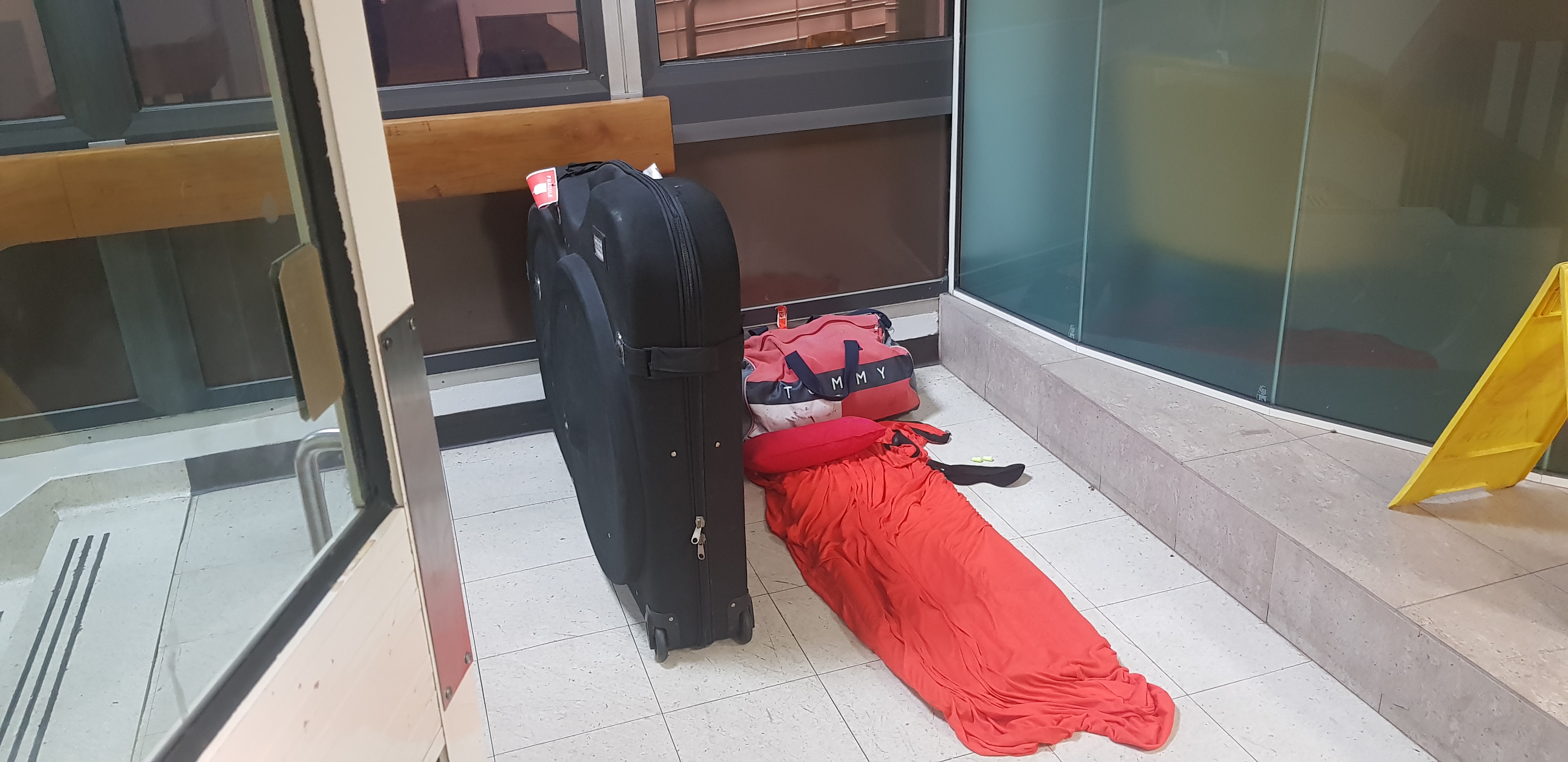 Sleeping in Melbourne Tullamarine Airport Sleeping in Airports