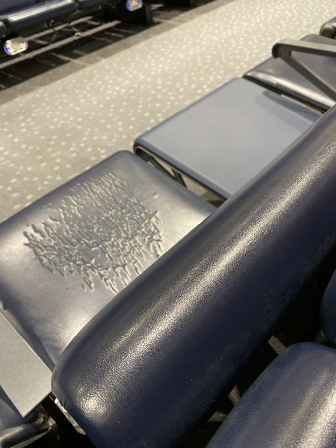 denver airport seats