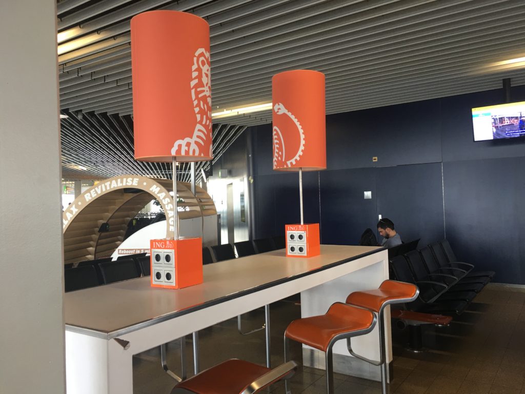 Amsterdam Airport mobile charging