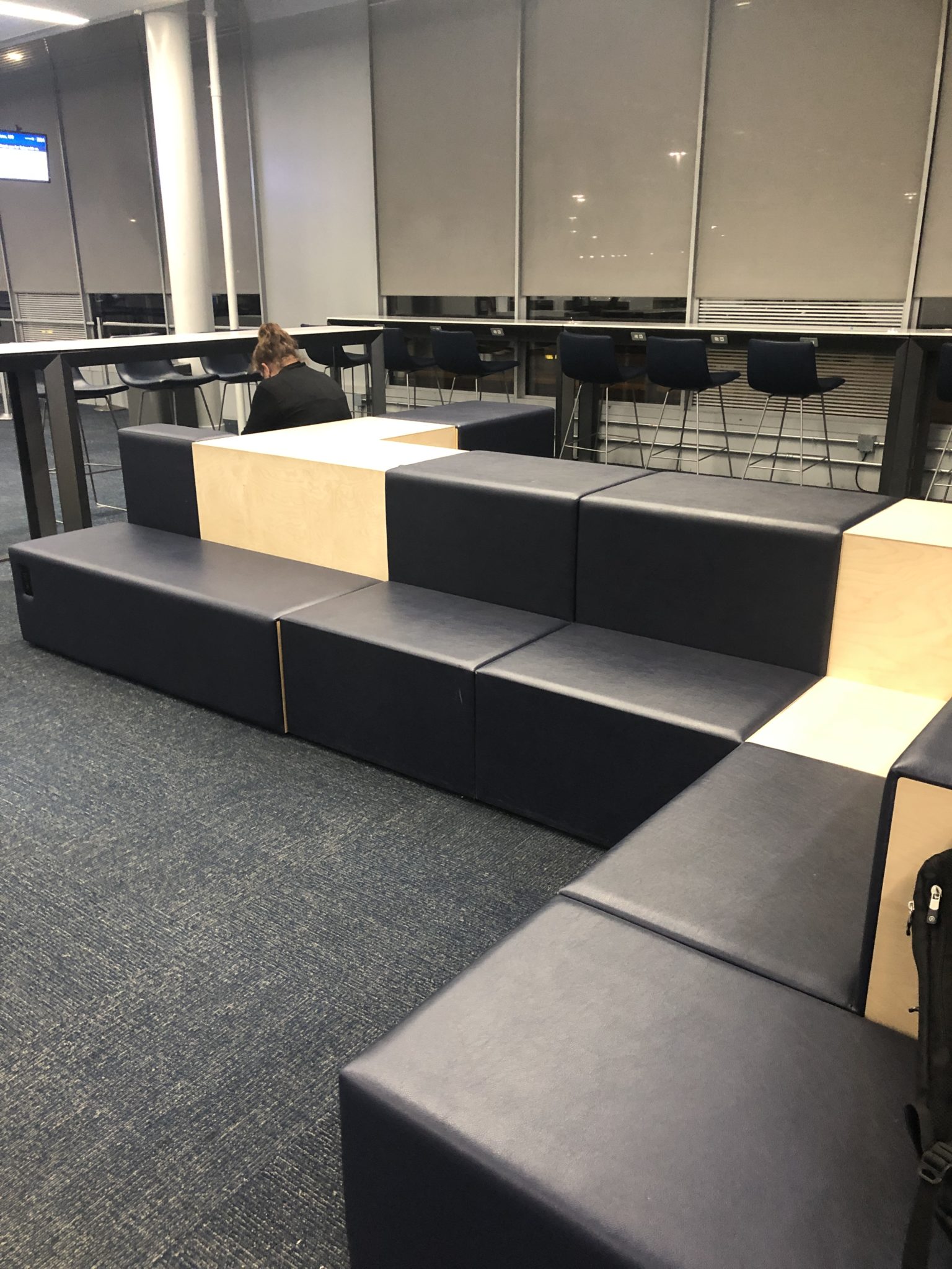 Sleeping in Chicago O’Hare Airport Sleeping in Airports