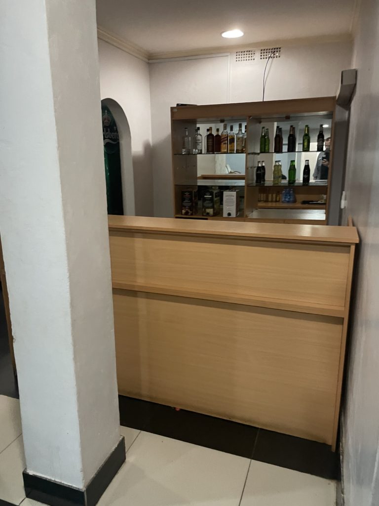 blantyre chileka airport lounge bar