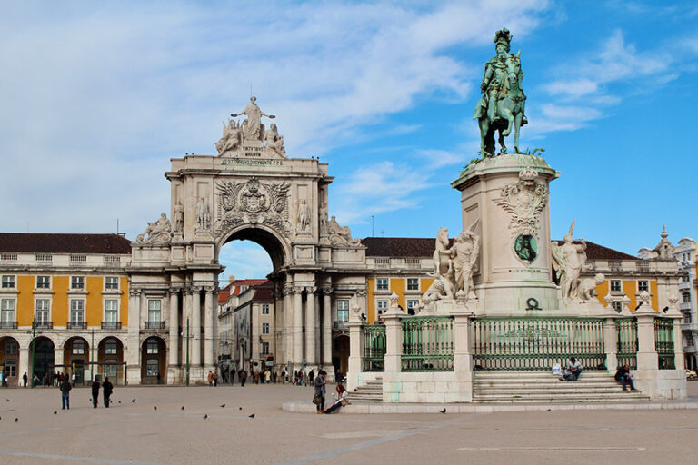 Lisbon Airport Layover Sightseeing Sleeping in Airports