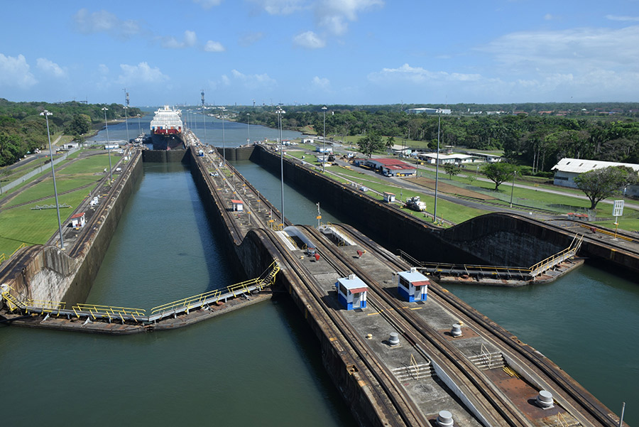 Panama Canal sightseeing