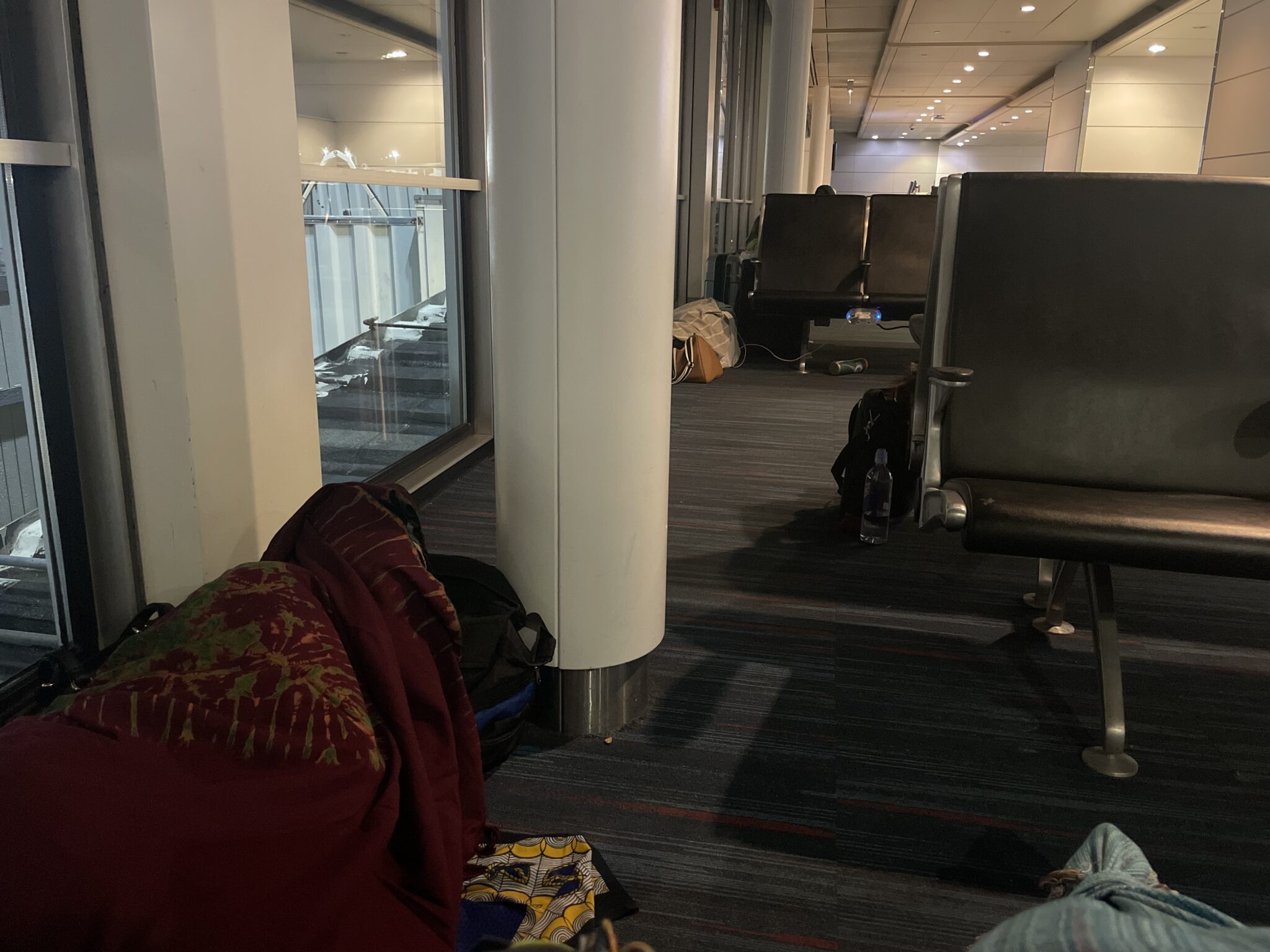 Sleeping in Chicago O’Hare Airport Sleeping in Airports