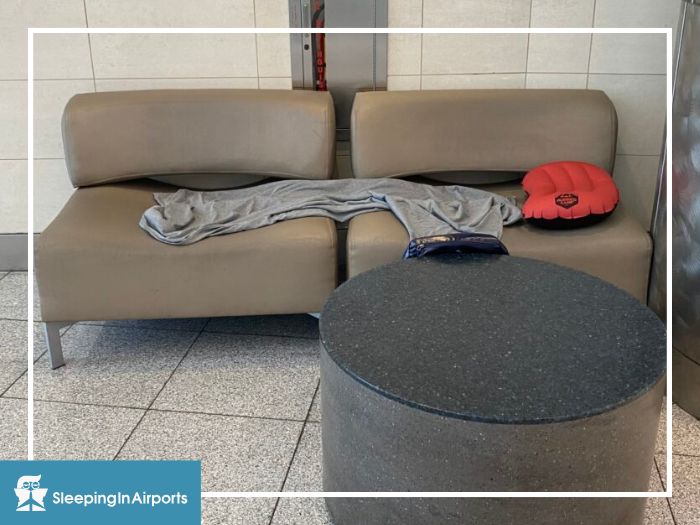 sleeping in atlanta airport